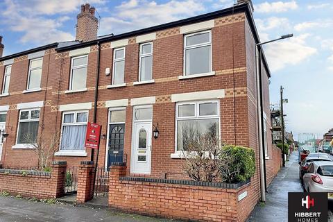Turncroft Lane, Stockport SK1 2 bed end of terrace house for sale