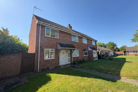 Titheway, Middle Littleton, Evesham 2 bed terraced house for sale
