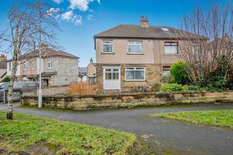 Acre Avenue, Eccleshill, Bradford, BD2 3 bed semi