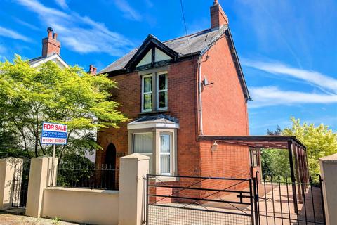 Parkhill, Lydney GL15 2 bed detached house for sale