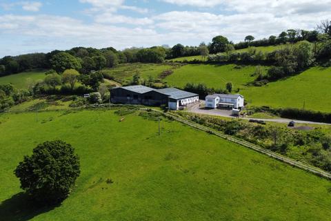 Nantycaws, Carmarthen SA32 4 bed detached house for sale