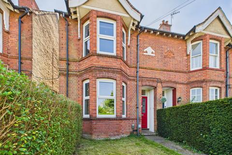 Worting Road, Basingstoke, RG21 3 bed end of terrace house for sale