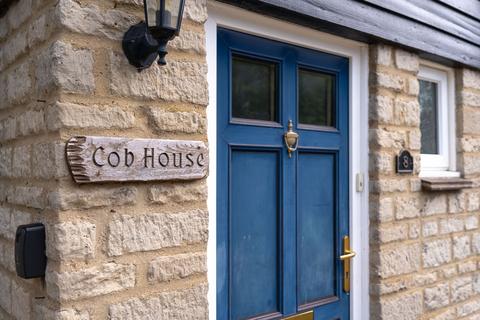 Whites Forge, Appleton, OX13 4 bed detached house for sale