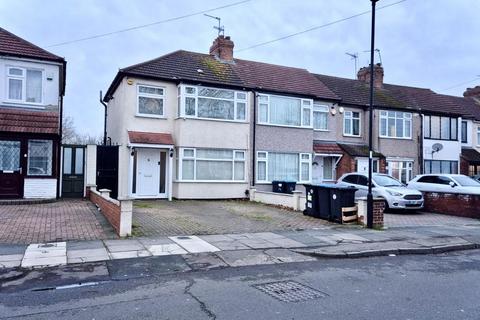 Winnington Road, EN3 3 bed end of terrace house for sale