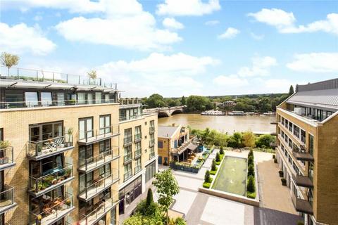 Kew Bridge Road, Brentford TW8 3 bed apartment for sale
