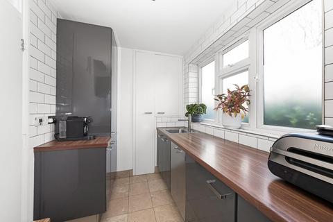 Regent Road, London 1 bed apartment for sale