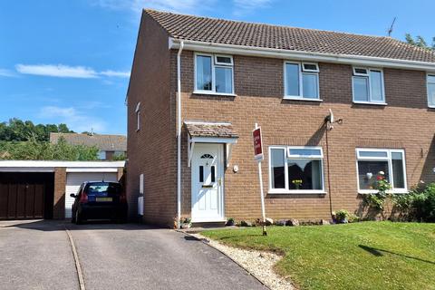 Dunkerton Close, Glastonbury, BA6 3 bed semi