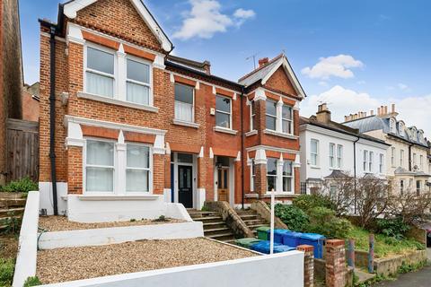 Belvoir Road, London 3 bed maisonette for sale