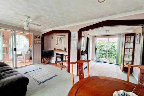 Gloucester Road, Tewkesbury 2 bed park home for sale