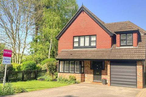 Upper Mount, Hampshire GU33 4 bed detached house for sale