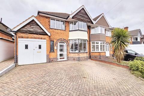 Beeches Drive, Erdington, Birmingham... 3 bed semi