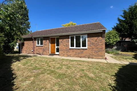 Stonegate, Cowbit 2 bed detached bungalow for sale