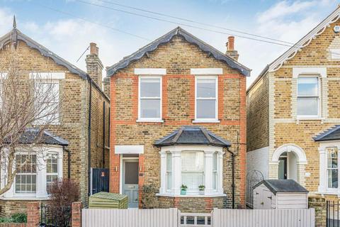 Beresford Road, Kingston Upon Thames KT2 1 bed flat for sale