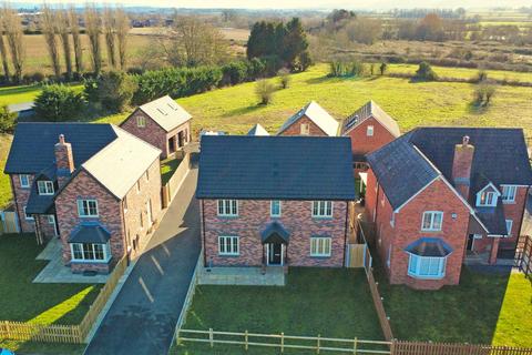 Upper Moor, Pershore, WR10 4 bed detached house for sale