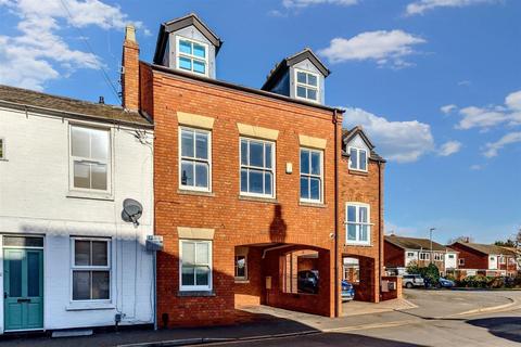 Sanctus Road, Stratford