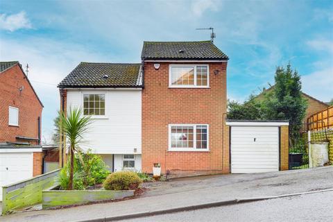 Moore Road, Mapperley NG3 4 bed detached house for sale