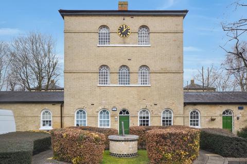 Radwinter Road, Saffron Walden 2 bed apartment for sale