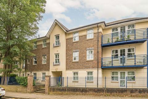 Lower Kings Road, Kingston Upon... 3 bed flat for sale