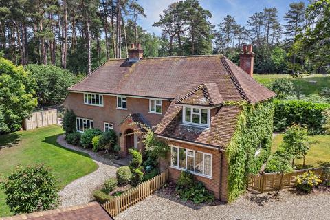 Red Shute Hill, Hermitage, Thatcham... 5 bed detached house for sale