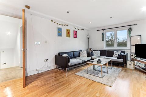 Queenstown Road, London, SW8 2 bed apartment for sale