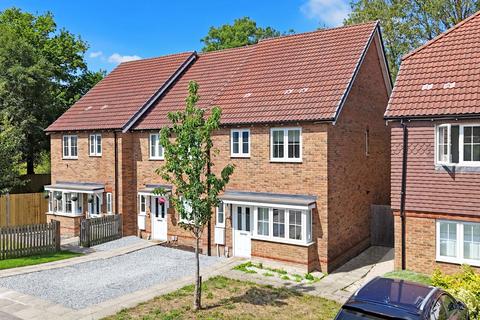 Farleigh Heights, Tovil, ME15 3 bed terraced house for sale