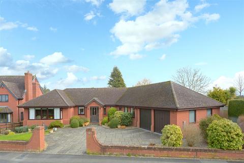 Limes Paddock, Dorrington, Shrewsbury 3 bed detached bungalow for sale