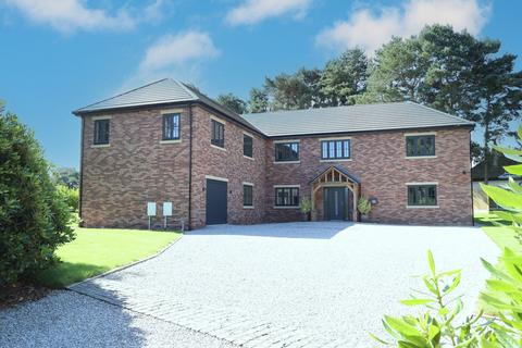 Pinewood Road, Ashley Heath, TF9 5 bed detached house for sale