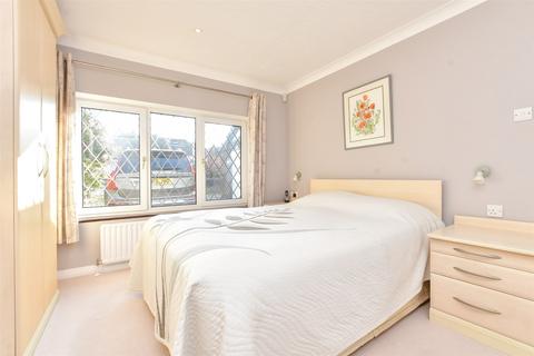Coutts Avenue, Shorne, Gravesend, Kent 3 bed detached bungalow for sale