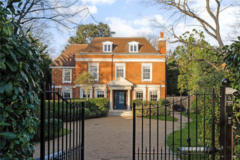 Eaton Park Road, Cobham, Surrey, KT11 7 bed detached house for sale