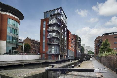 Islington Gates, Fleet Street... 2 bed apartment for sale