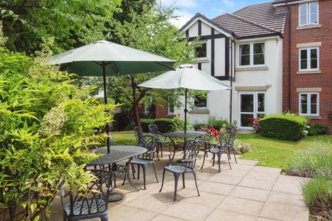 Hadlow Road, Tonbridge TN9 2 bed retirement property for sale
