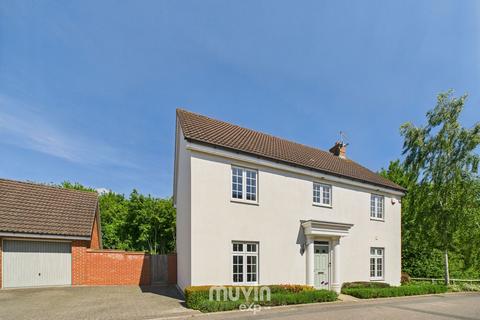 Colemans Close, Dunmow CM6 4 bed detached house for sale