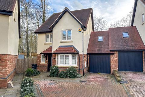 Deerbrook Place, Essex CM17 5 bed detached house for sale