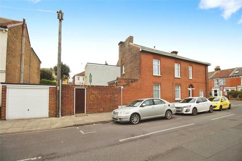 Lawrence Road, Hampshire PO5 3 bed semi
