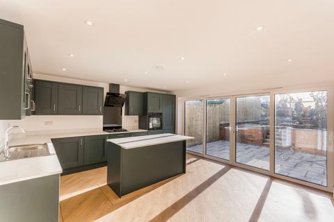 Main Road, Barnstone, Nottingham NG13... 4 bed end of terrace house for sale