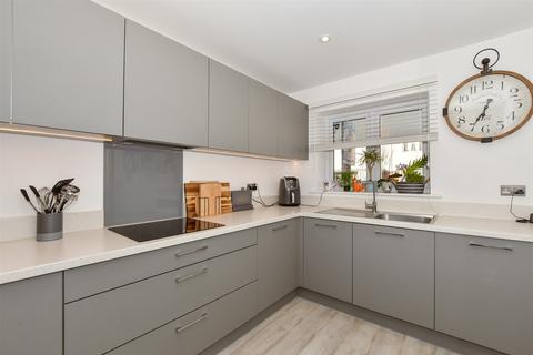 Chapman Close, Snodland, Kent 3 bed terraced house for sale