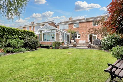 Oakham Drive, Coalville, LE67 4 bed detached house for sale