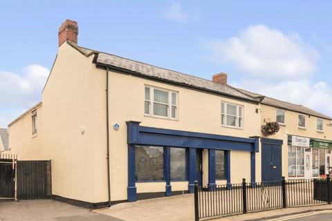 2C Parker Terrace, Ferryhill, Durham... 3 bed flat for sale