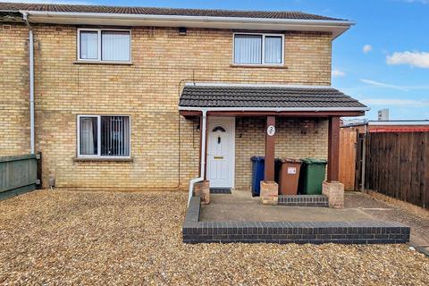 Ladysmith Avenue, Whittlesey... 3 bed semi