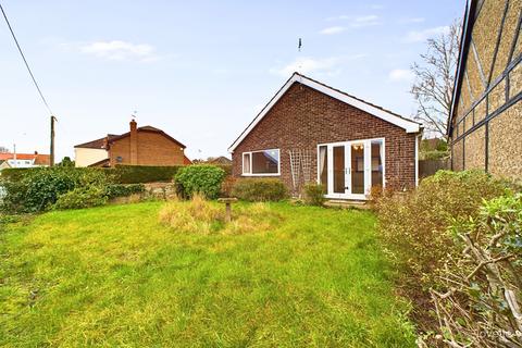 Barton Lane, North Lincolnshire DN19 2 bed detached bungalow for sale
