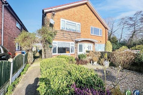Chadwick Crescent, Hill Ridware... 3 bed semi