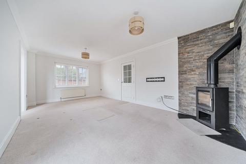 St. Pauls Court, Lynsted, ME9 4 bed semi