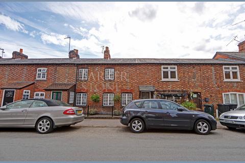 Station Road, Marlow, SL7 2 bed maisonette for sale