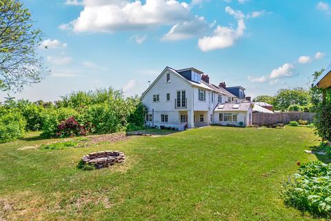 Andover Road North, Winchester... 5 bed semi