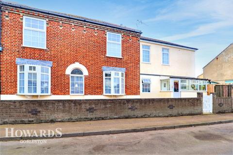 Nile Road, Gorleston 3 bed end of terrace house for sale