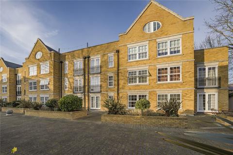 Twickenham Road, Old Isleworth 2 bed apartment for sale