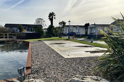 Birchington, Kent, CT7 2 bed park home for sale