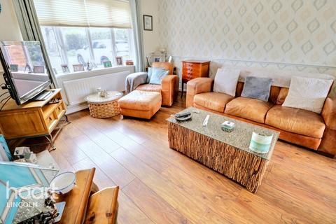 Bunkers Hill, Lincoln 2 bed detached bungalow for sale