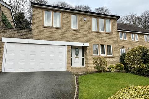 Colston Close, Bradford BD8 3 bed detached house for sale