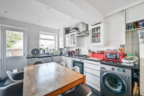 Waters Road, Catford, London, SE6 3 bed terraced house for sale